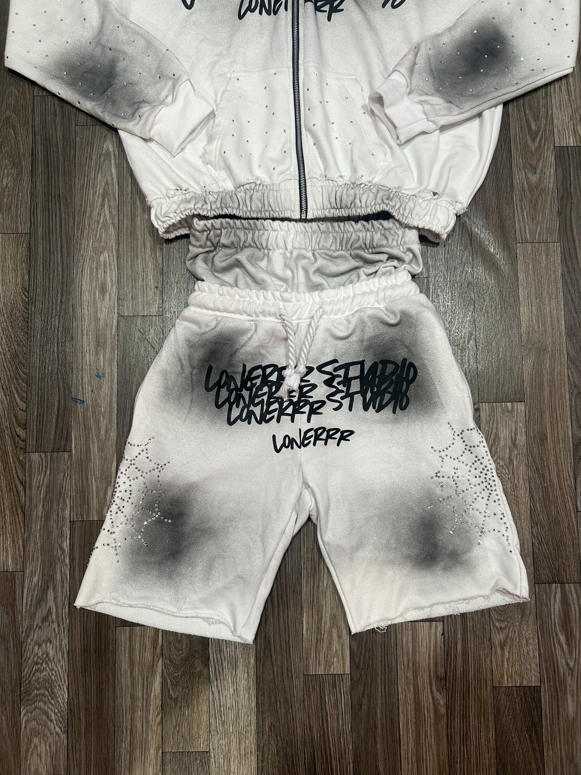 “Lonerrr studio” shorts
